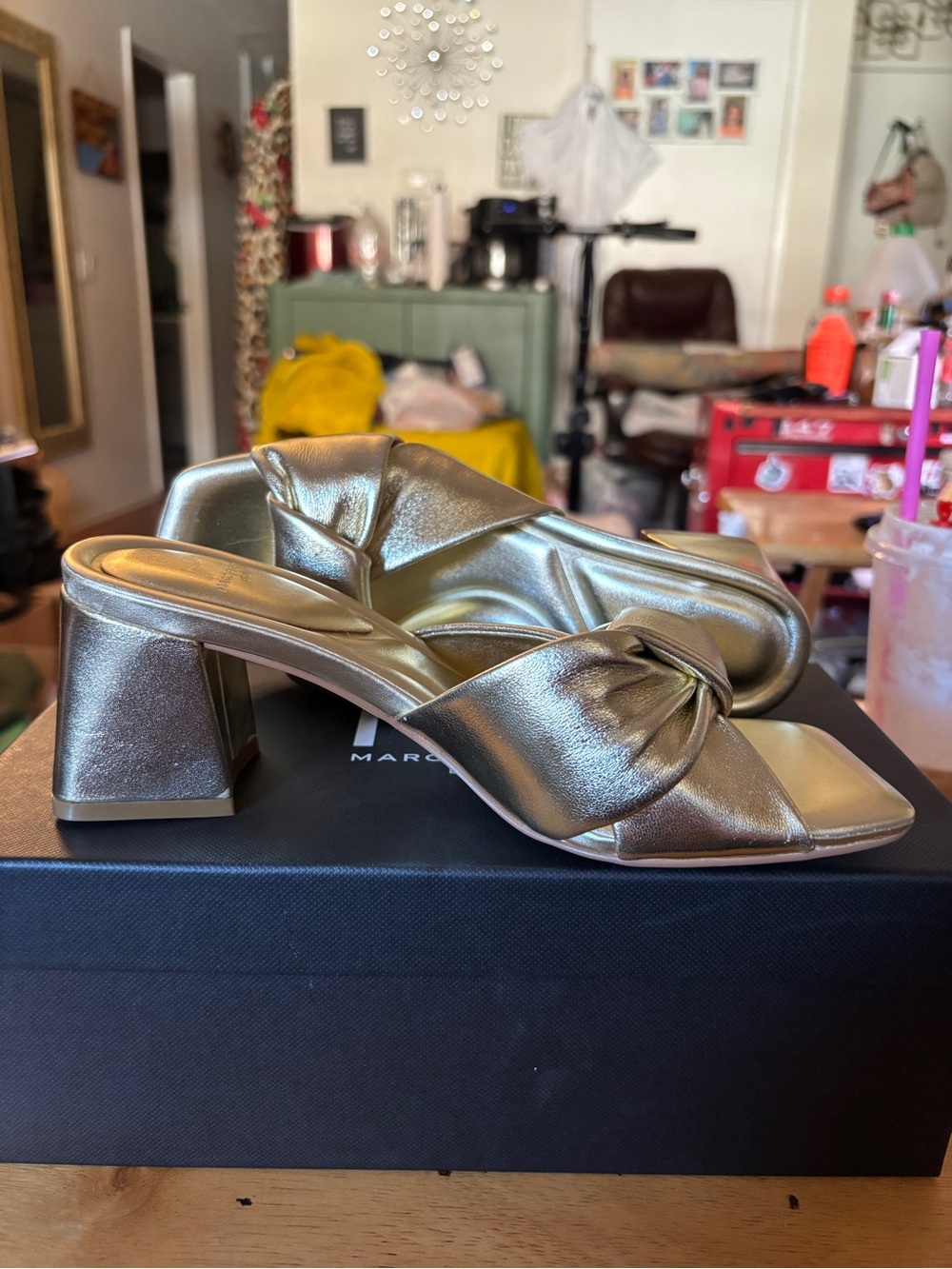 Marc Fisher LTD Calia Gold Metallic Knotted Heels Sandals Size 5.5 New